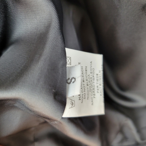 ALU Pleated Sleeveless Blazer Dress - Picture 6 of 6